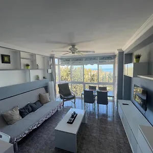 luxe-apartment-pool-chillout-beach.1costadelsol.com/